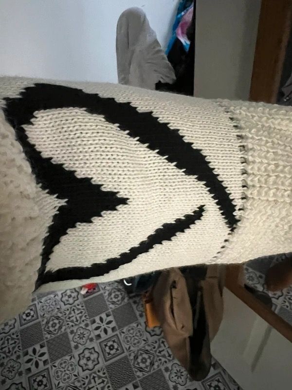Isadora White Long Cardigan With Black Heart Detail On Sleeves image 4